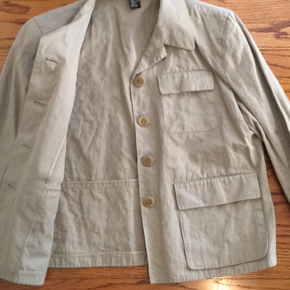 Jacket - Picture 3 of 4